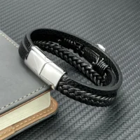 Bracelet-en-cuir-multicouche-en-acier-inoxydable-pour-hommes-bracelets-fermoir-magn-tique-breloque-croix-bijoux-2